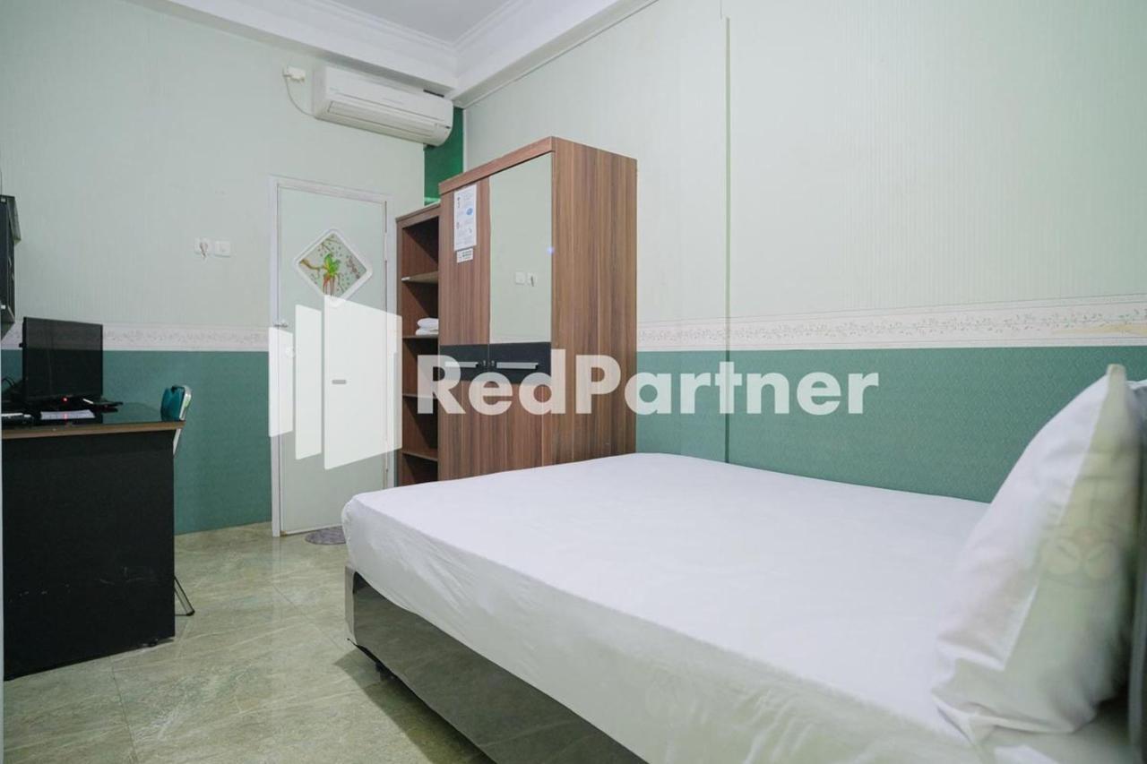 Pondok Hijau Syariah Mitra Reddoorz At Citraland Σουραμπάγια Εξωτερικό φωτογραφία