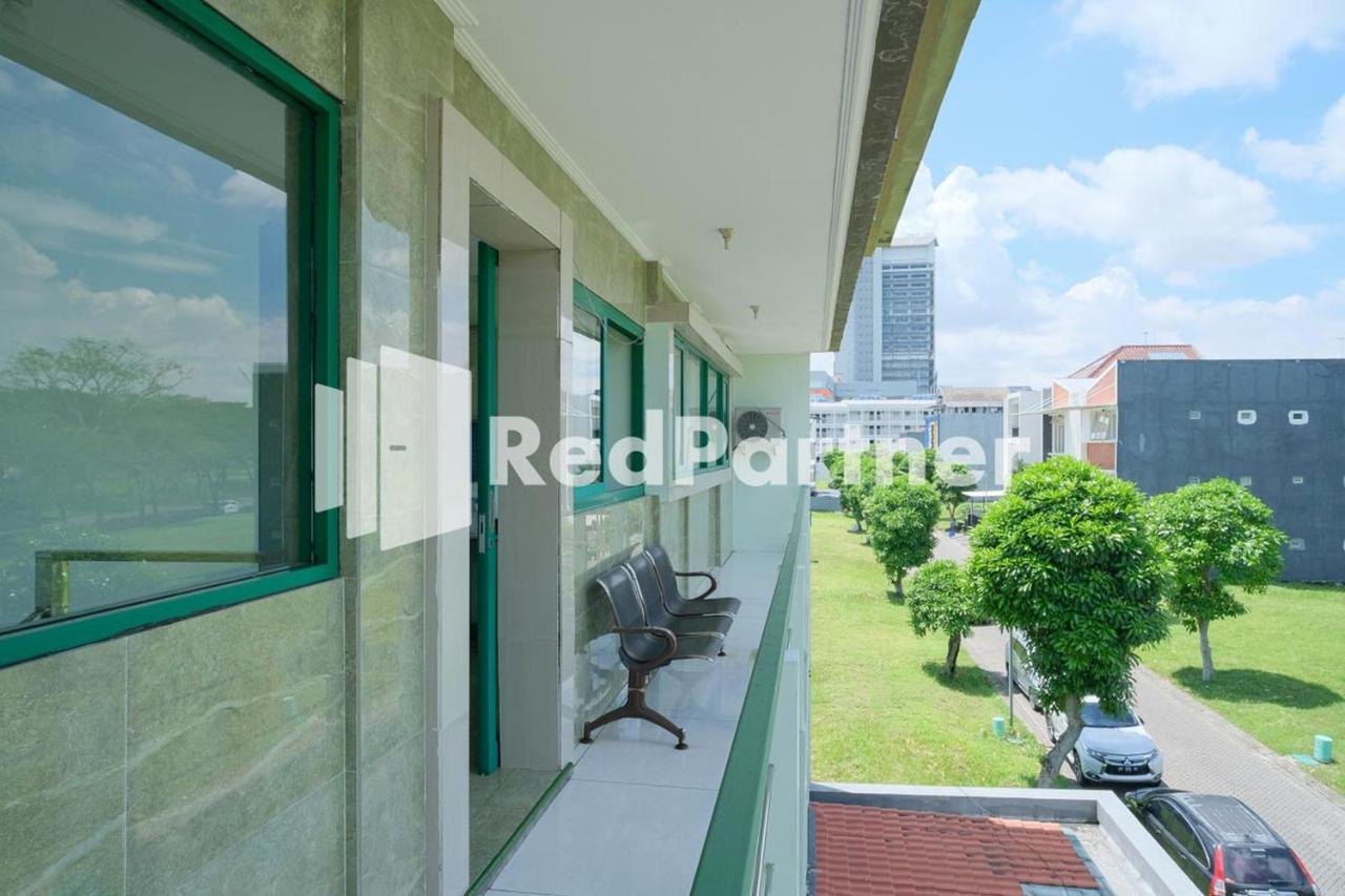Pondok Hijau Syariah Mitra Reddoorz At Citraland Σουραμπάγια Εξωτερικό φωτογραφία